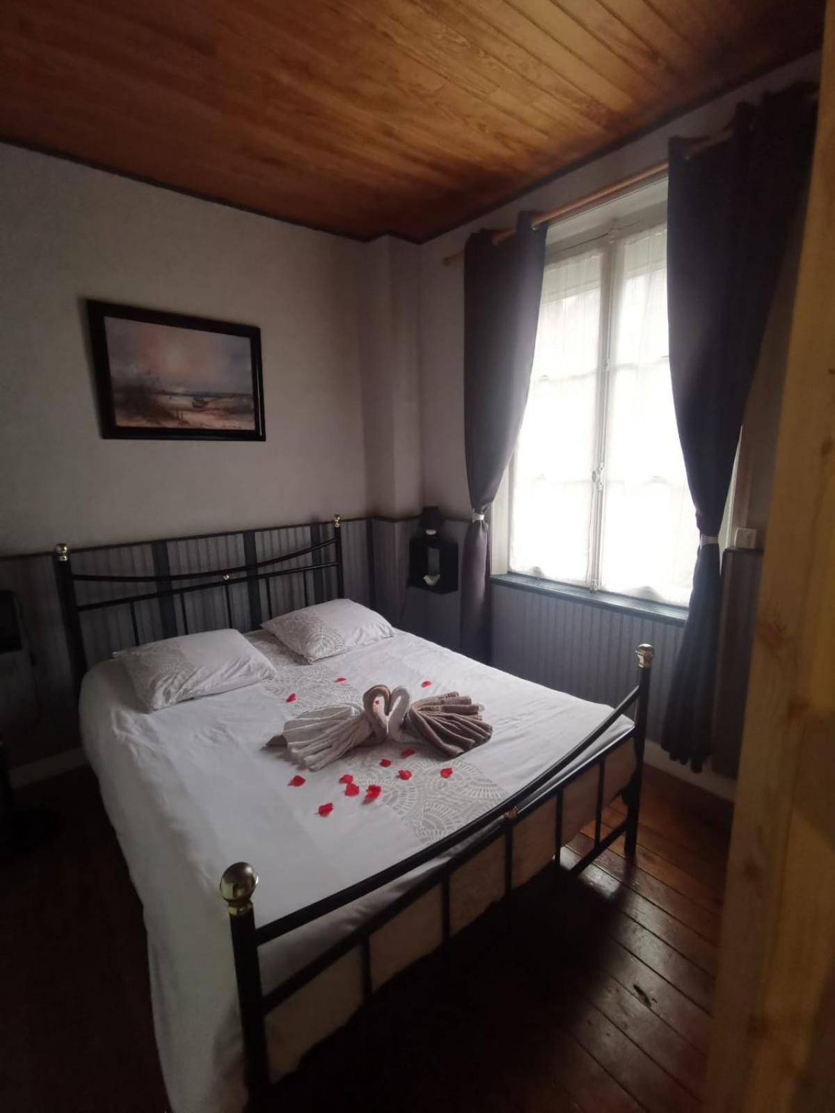 Appartement Avec Balcon Au 1Er Etage Vue Laterale Mer A 50 Metres De La Plage A Mers Les Bains. Buitenkant foto